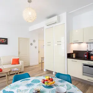  Appartement #28 1 Bdr Flat Ac Balcony Hper 10mins To & Old Town